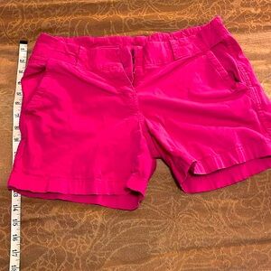 Vineyard vines shorts size 2 hot pink